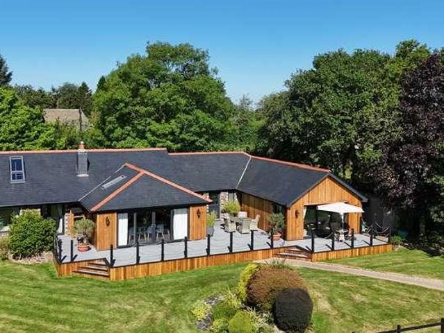 3 bed house for sale