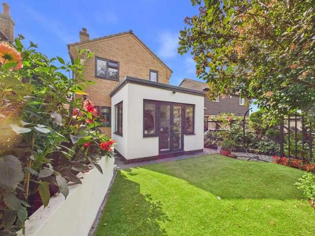 3 bed house for sale