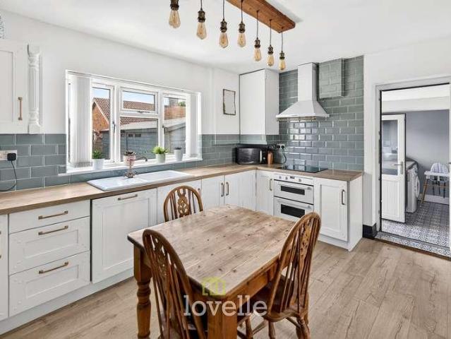 3 bed house for sale