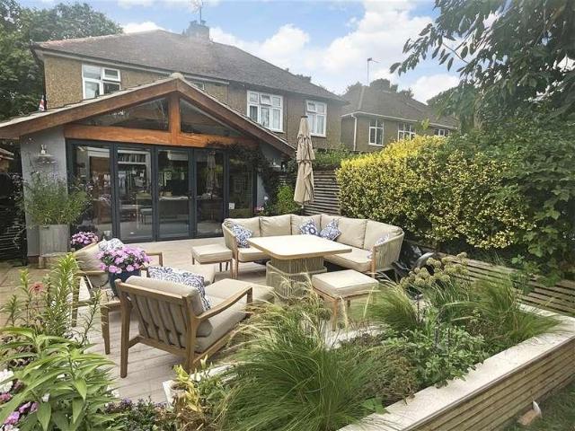 3 bed house for sale