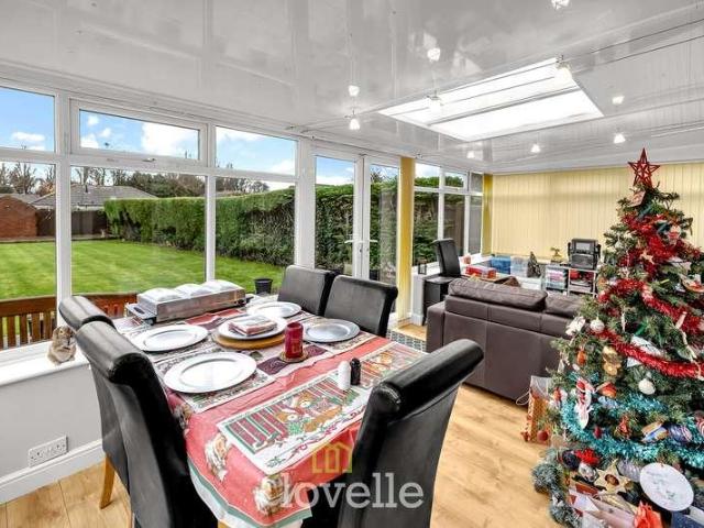 3 bed house for sale