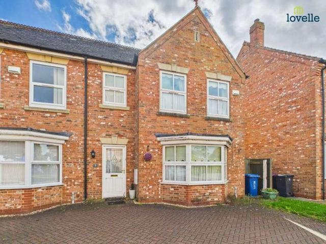 3 bed house for sale