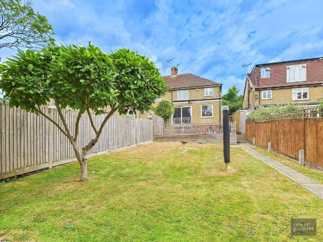 3 bed house for sale