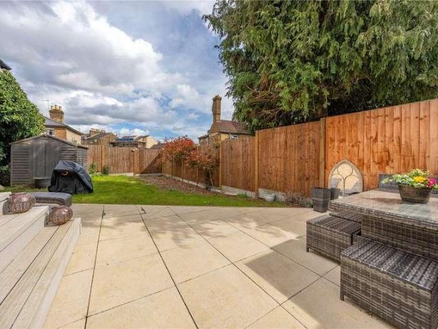 3 bed house for sale