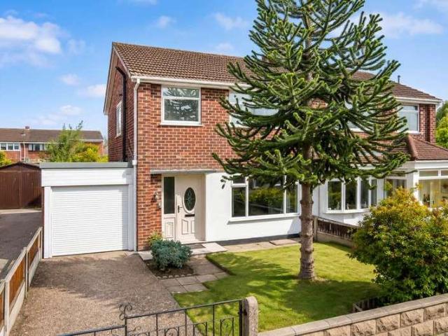 3 bed house for sale