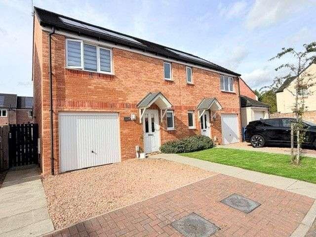 3 bed house for sale