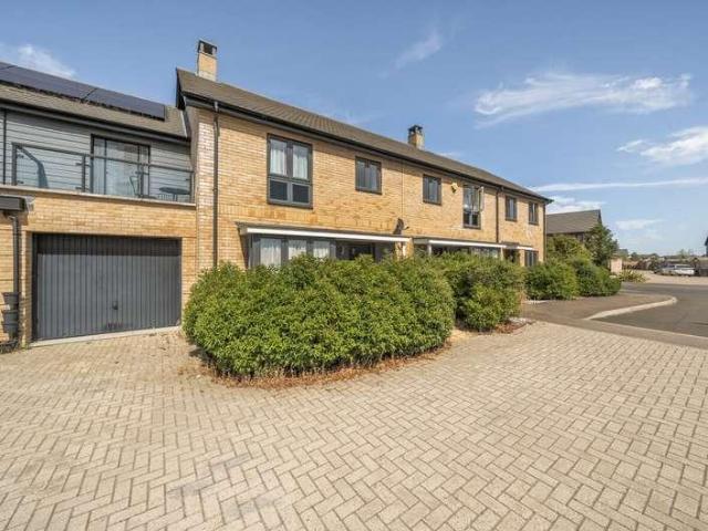 3 bed house for sale
