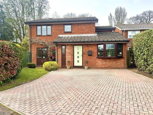 3 bed house for sale