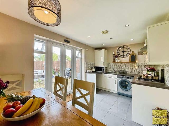 3 bed house for sale