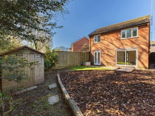 3 bed house for sale