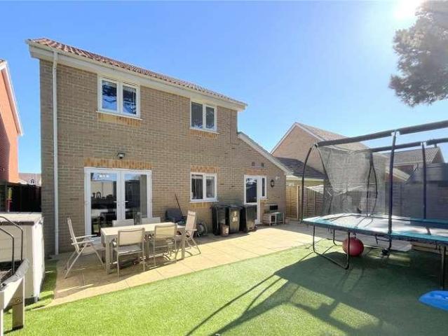 3 bed house for sale
