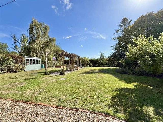3 bed house for sale