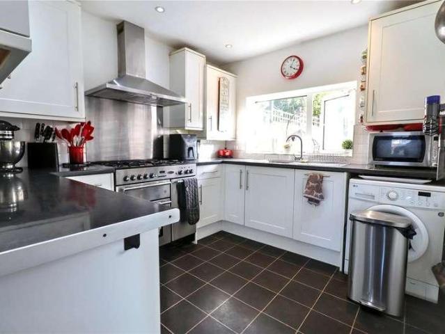 3 bed house for sale