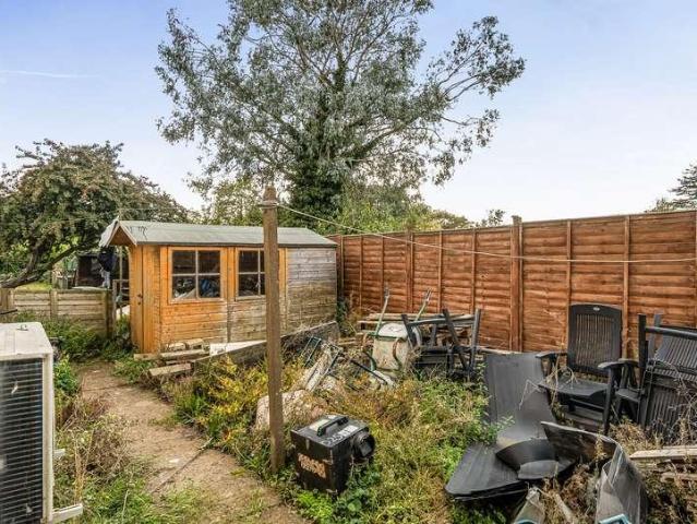3 bed house for sale