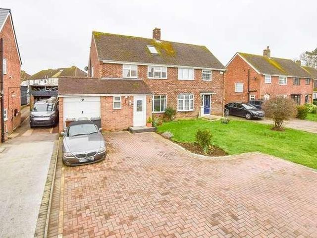 3 bed house for sale