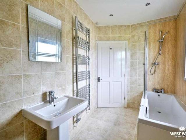3 bed house for sale