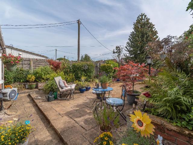 3 bed house for sale
