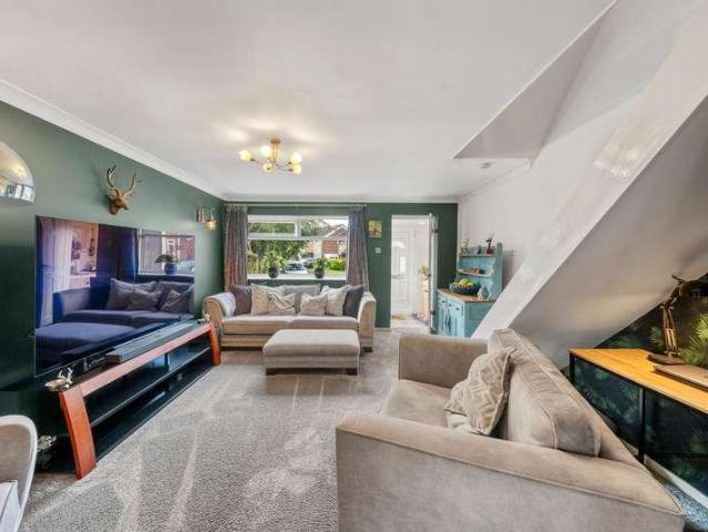 3 bed house for sale
