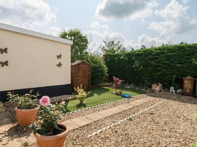 3 bed house for sale