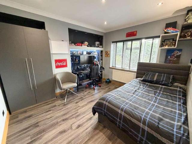 3 bed house for sale