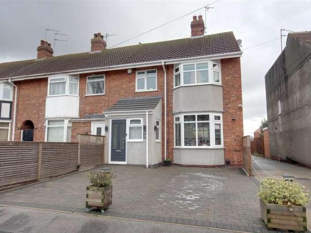 3 bed house for sale