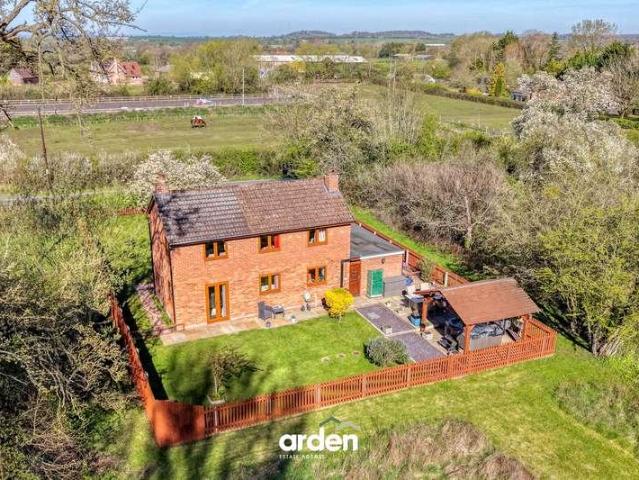 3 bed house for sale