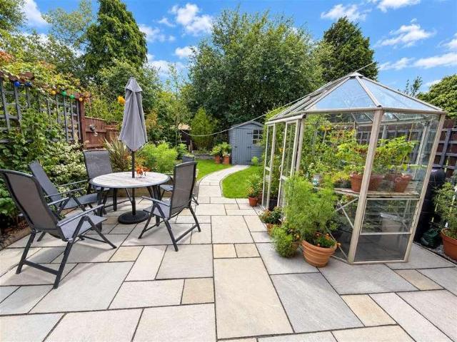 3 bed house for sale