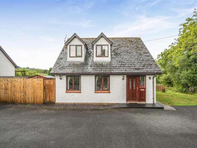 3 bed house for sale