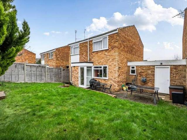 3 bed house for sale