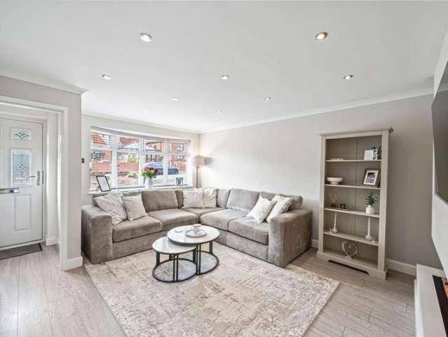 3 bed house for sale