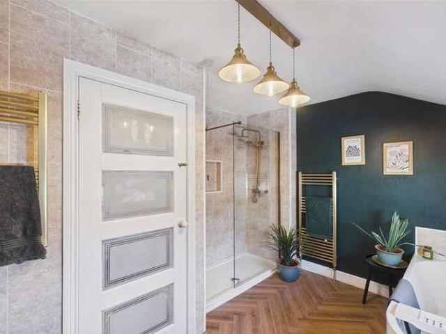 3 bed house for sale