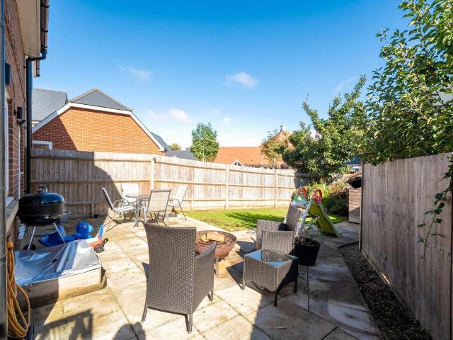 3 bed house for sale