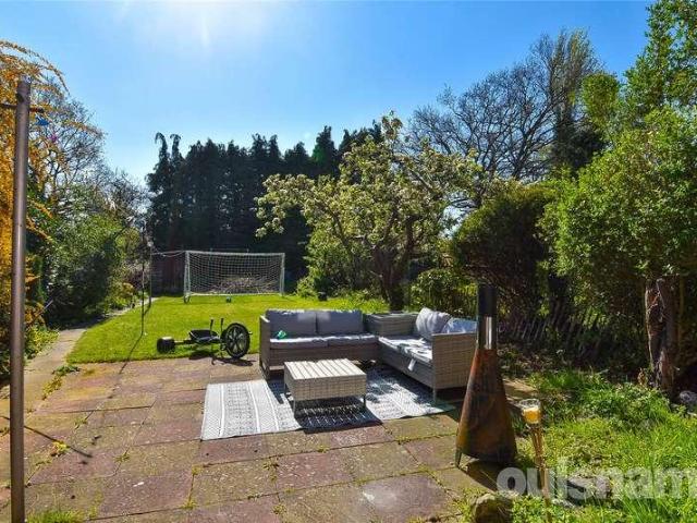 3 bed house for sale