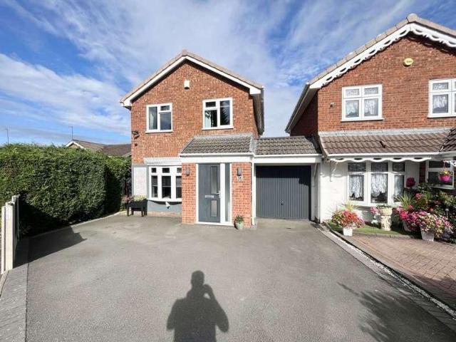 3 bed house for sale