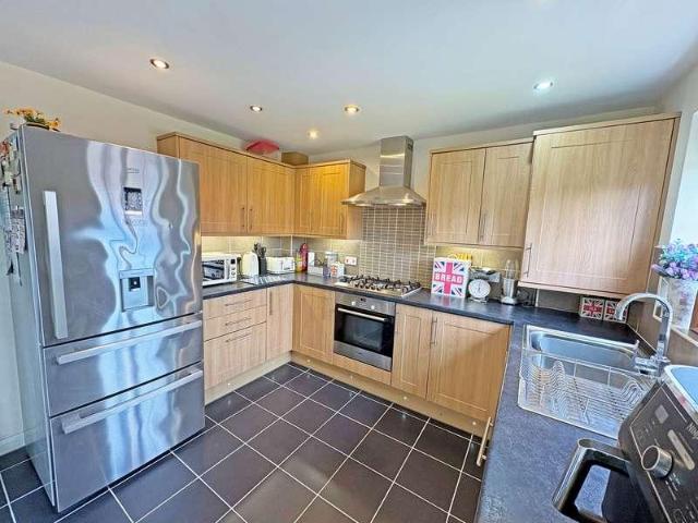 3 bed house for sale
