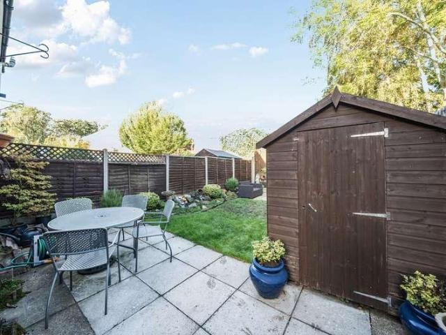 3 bed house for sale