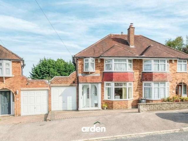 3 bed house for sale
