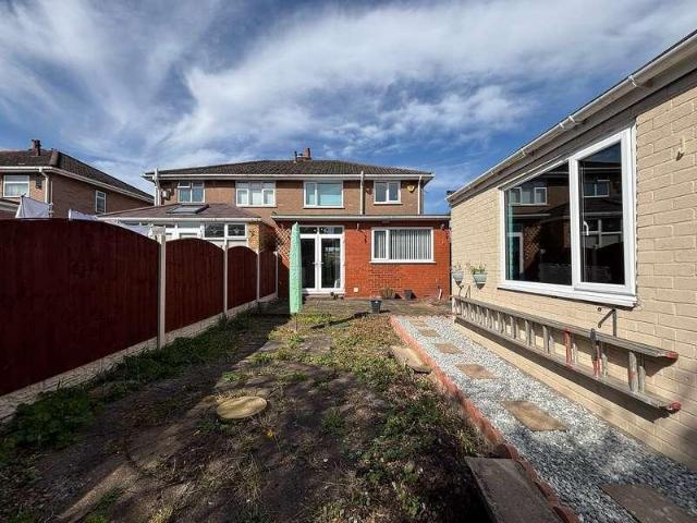 3 bed house for sale