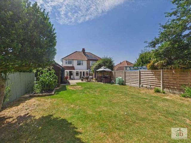 3 bed house for sale