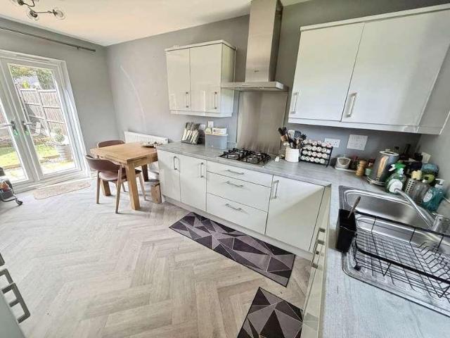 3 bed house for sale