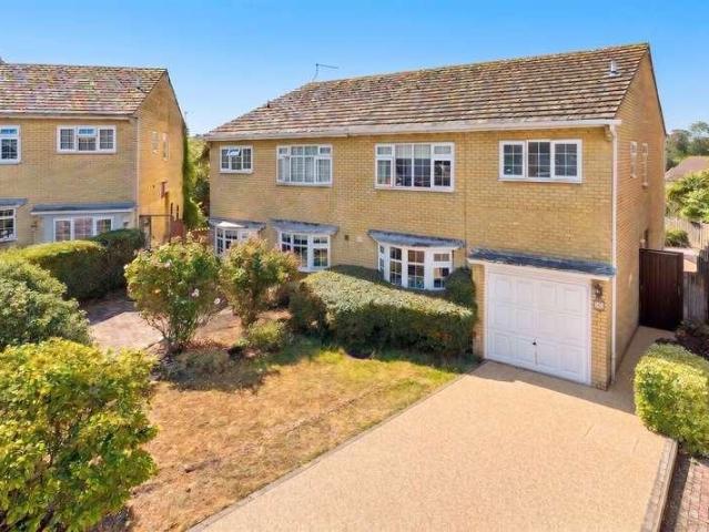 3 bed house for sale