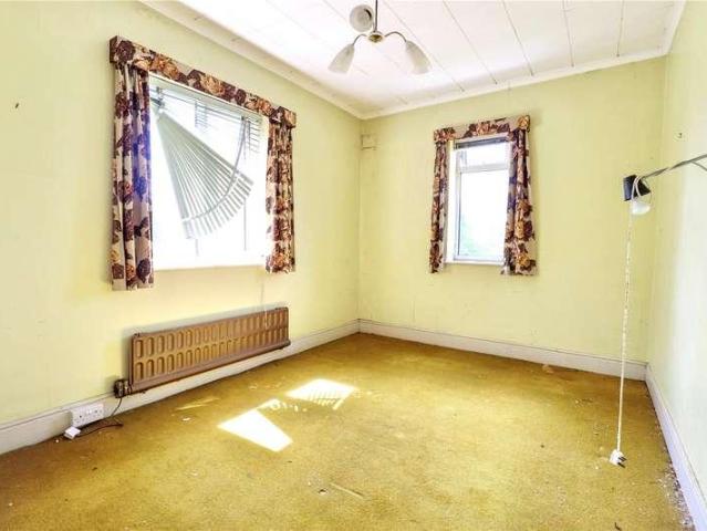 3 bed house for sale
