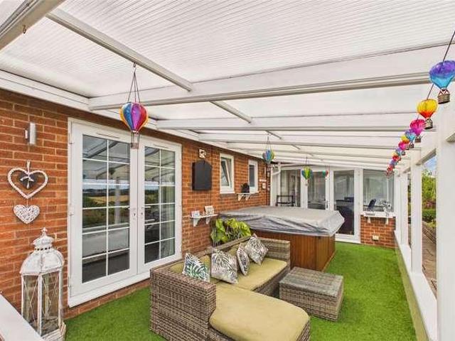 3 bed house for sale