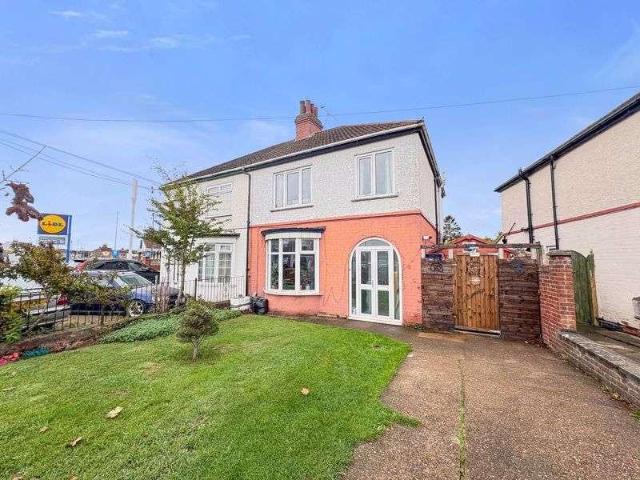 3 bed house for sale