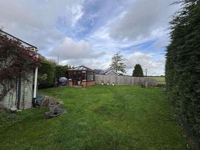 3 bed house for sale
