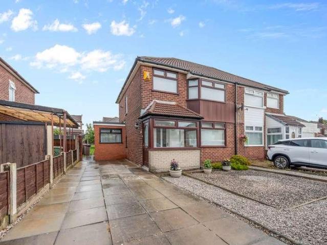 3 bed house for sale