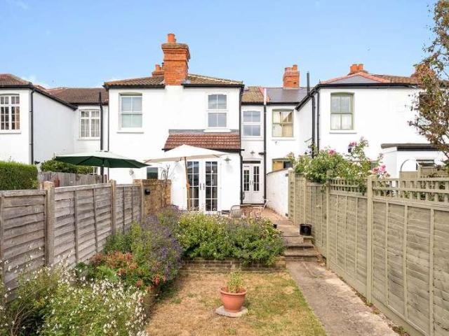 3 bed house for sale