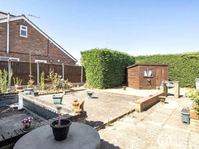 3 bed house for sale