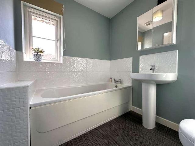 3 bed house for sale