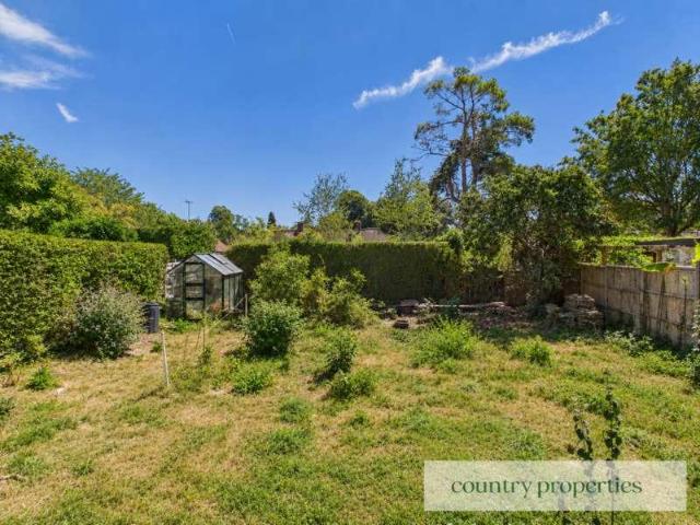 3 bed house for sale